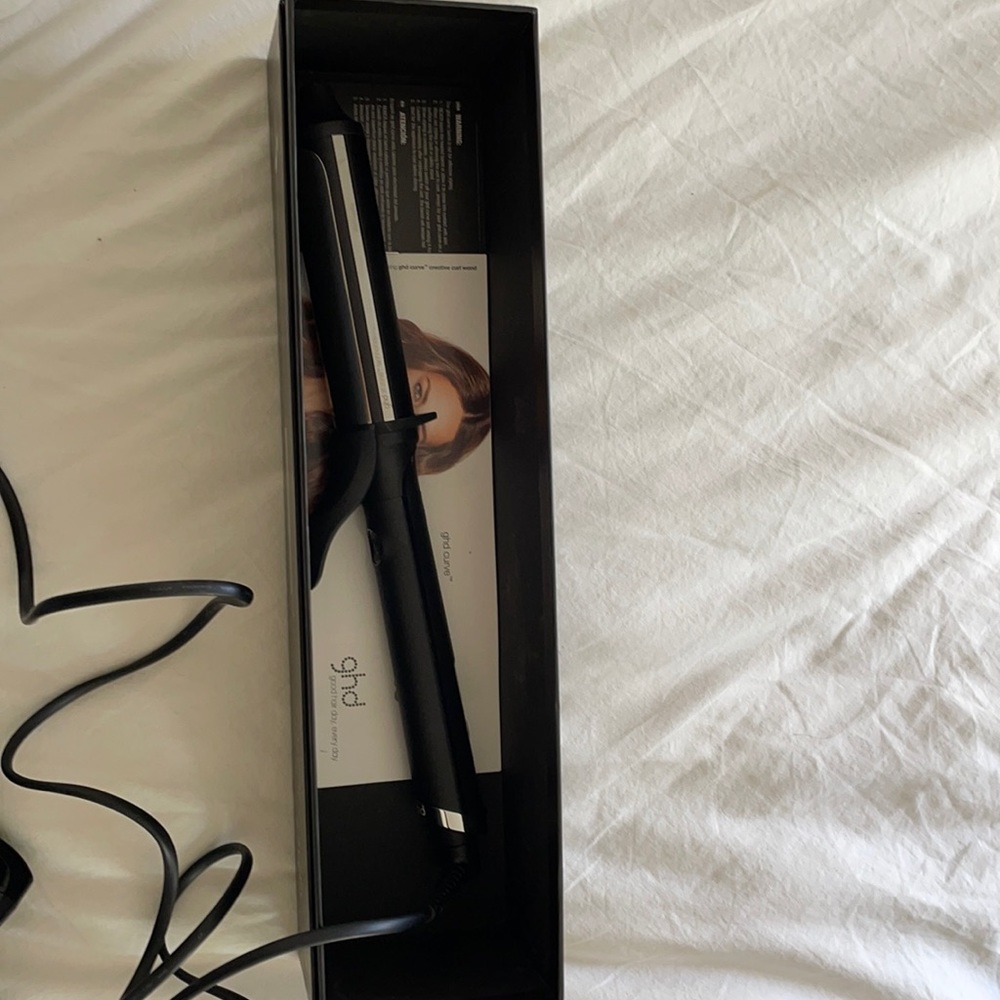GHD 1 1/4 inch curling iron